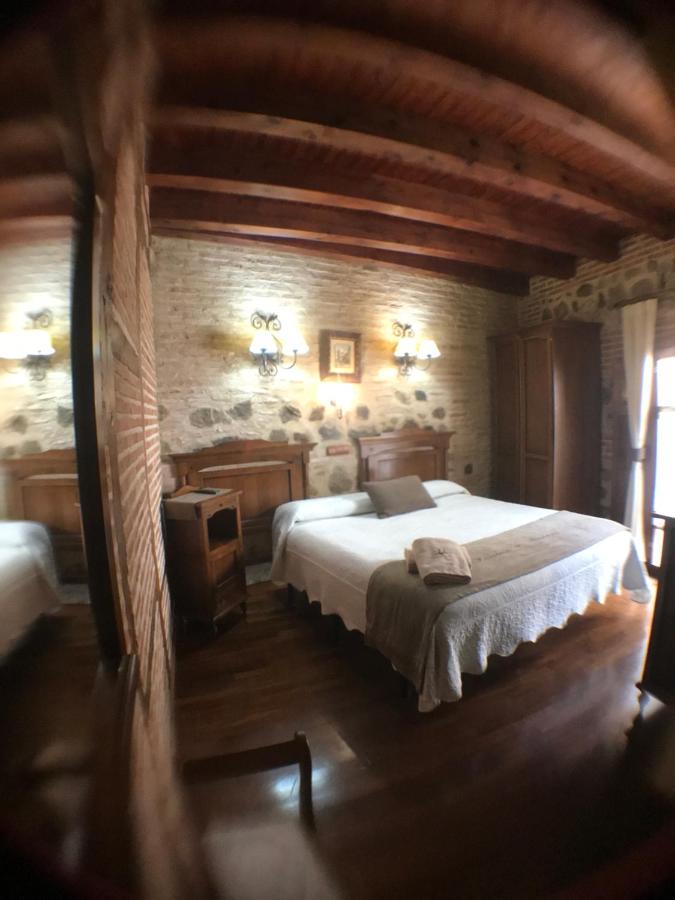 Hospederia Casa De Cisneros Maison d'hôtes 2*