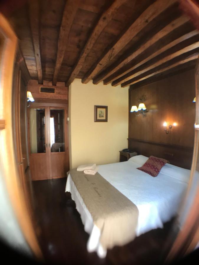 Hospederia Casa De Cisneros Maison d'hôtes